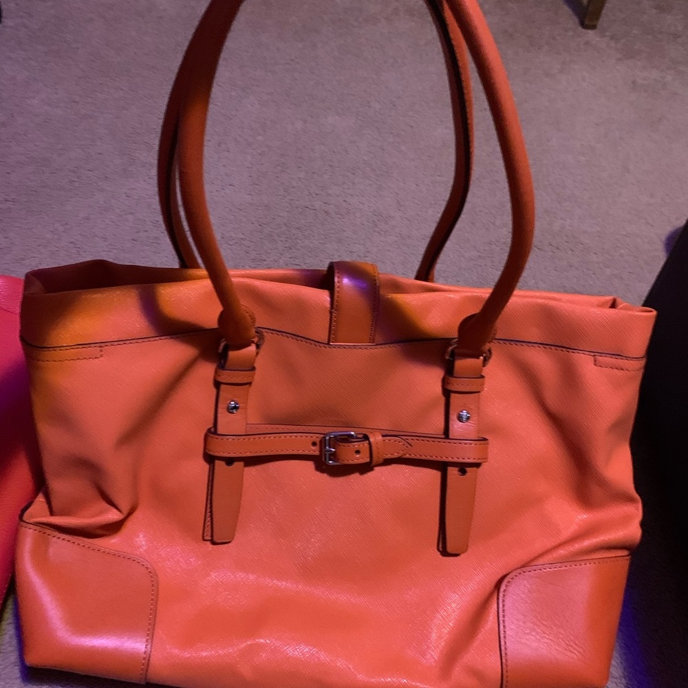 Gentle used Tumi purse